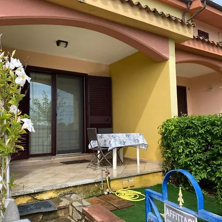Holiday home Villetta A 50 Metri Dal Mare Porto Ottiolu
